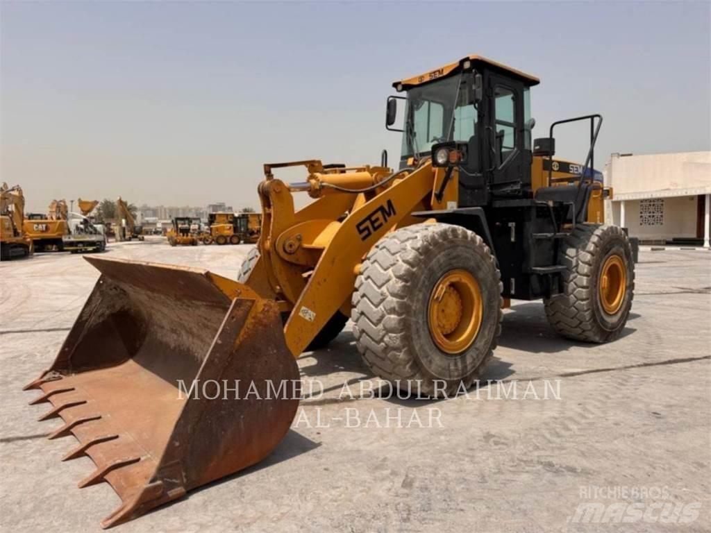 CAT SEM655D Rataslaadurid