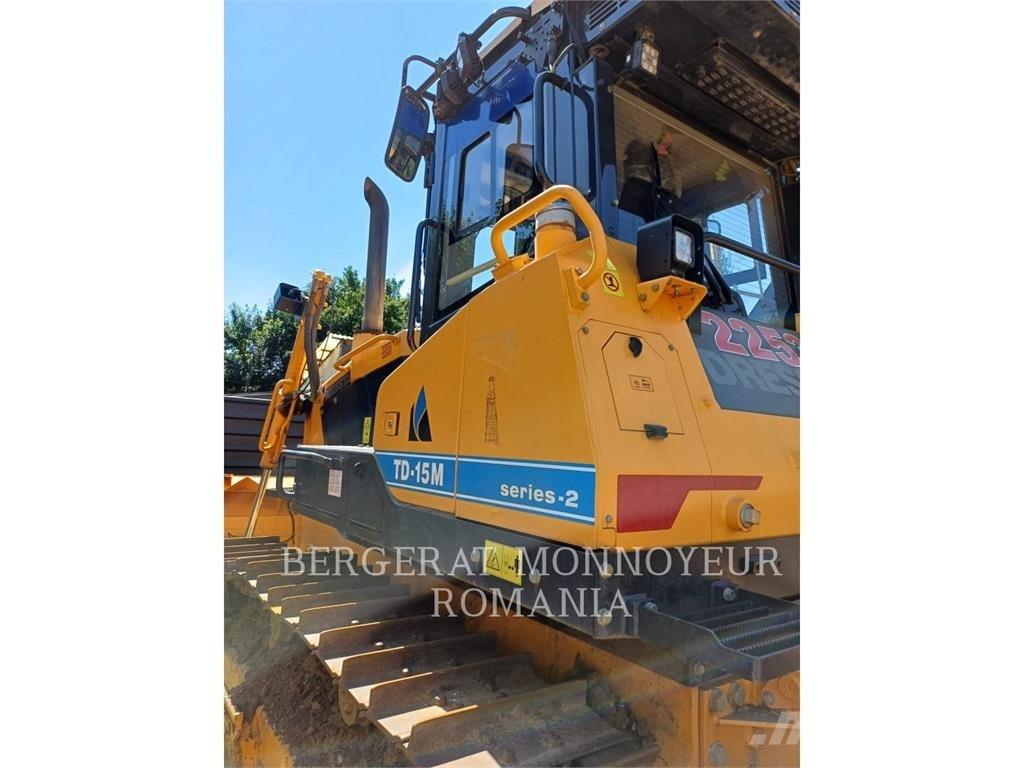 CAT TD-15M Buldooserid