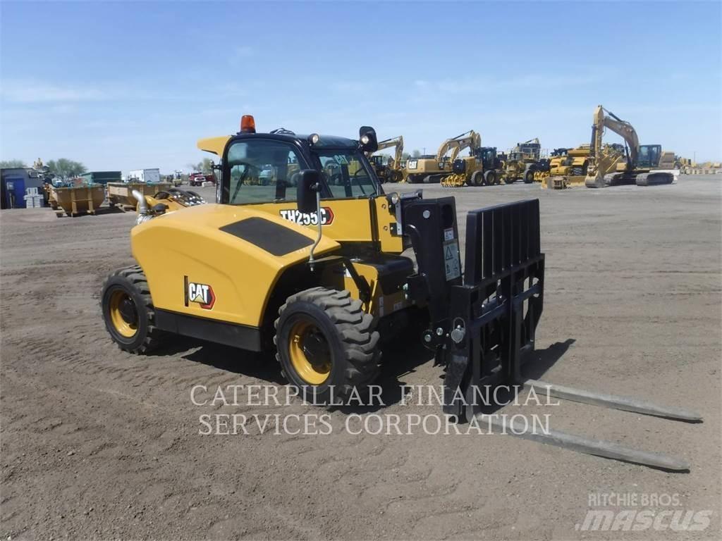 CAT TH255C Teleskooplaadurid