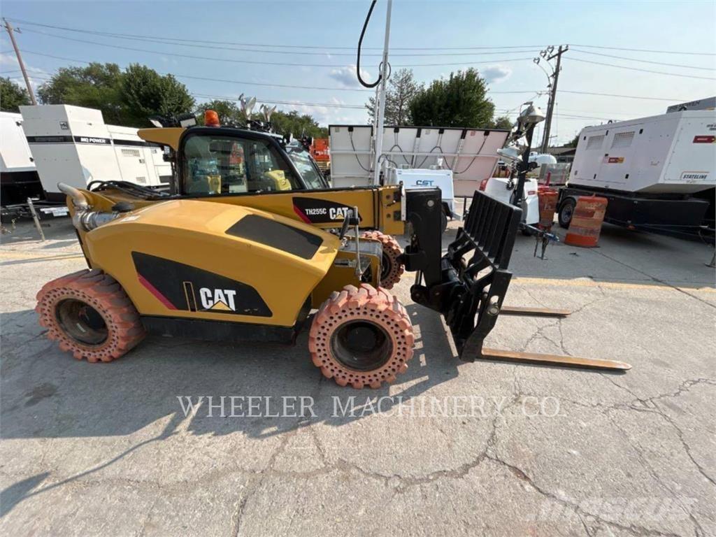 CAT TH255C CB Teleskooplaadurid