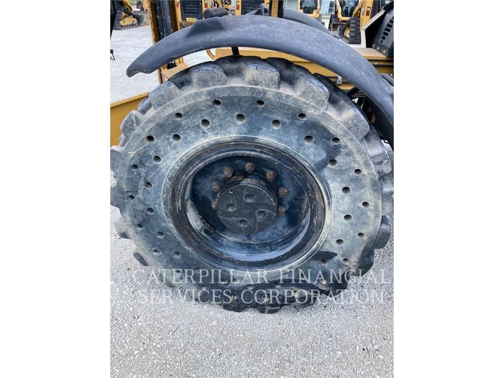 CAT TL1055C Teleskooplaadurid