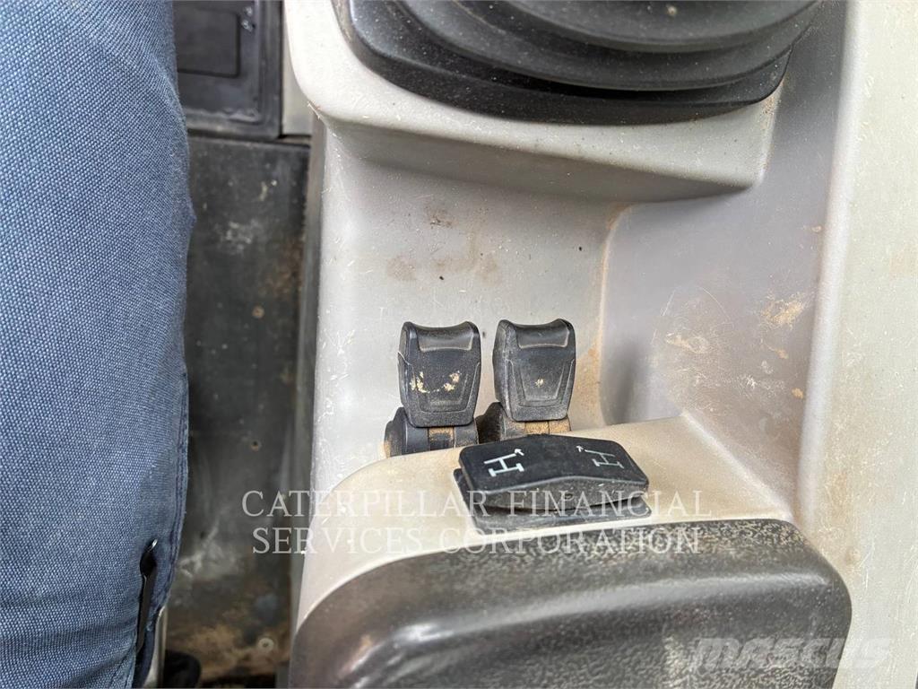 CAT TL1055D Teleskooplaadurid