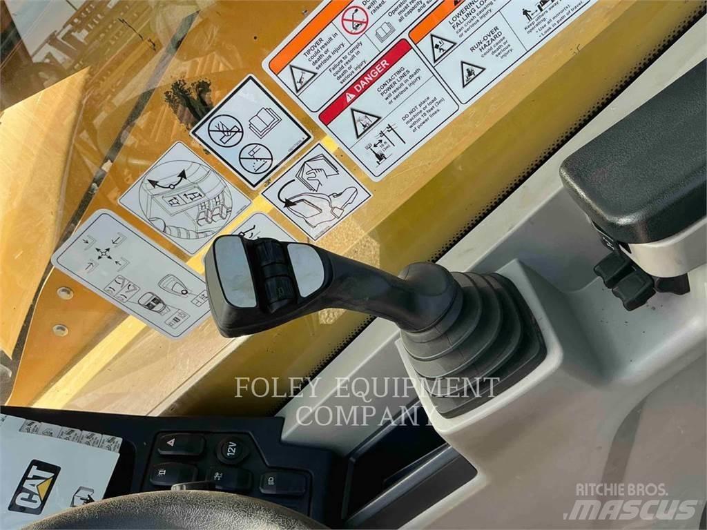 CAT TL1255-05C Teleskooplaadurid