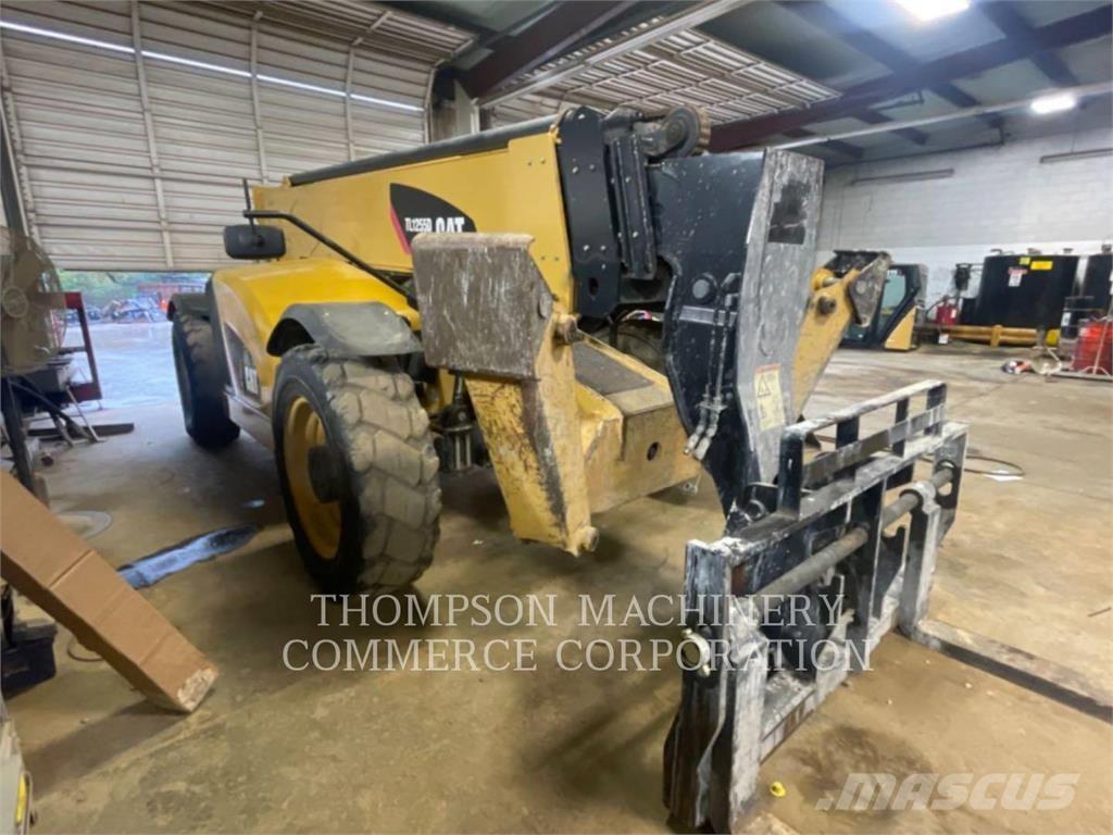 CAT TL1255D Teleskooplaadurid