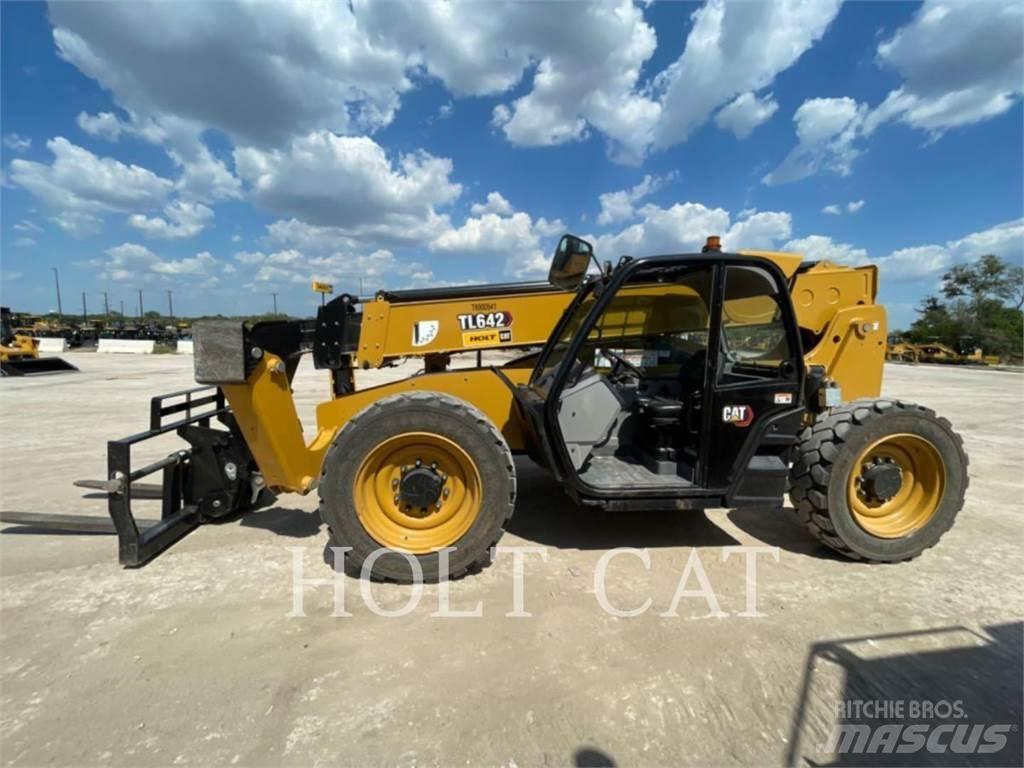 CAT TL642 Teleskooplaadurid