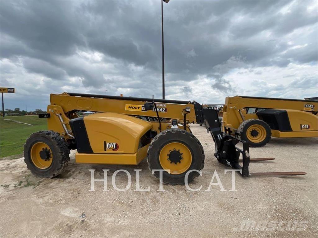 CAT TL642 Teleskooplaadurid