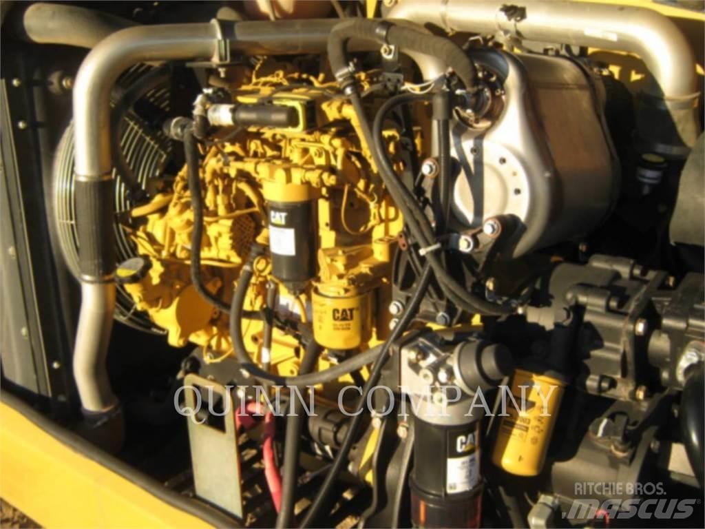 CAT TL642D Teleskooplaadurid
