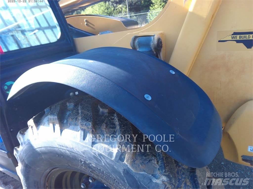 CAT TL642D Teleskooplaadurid