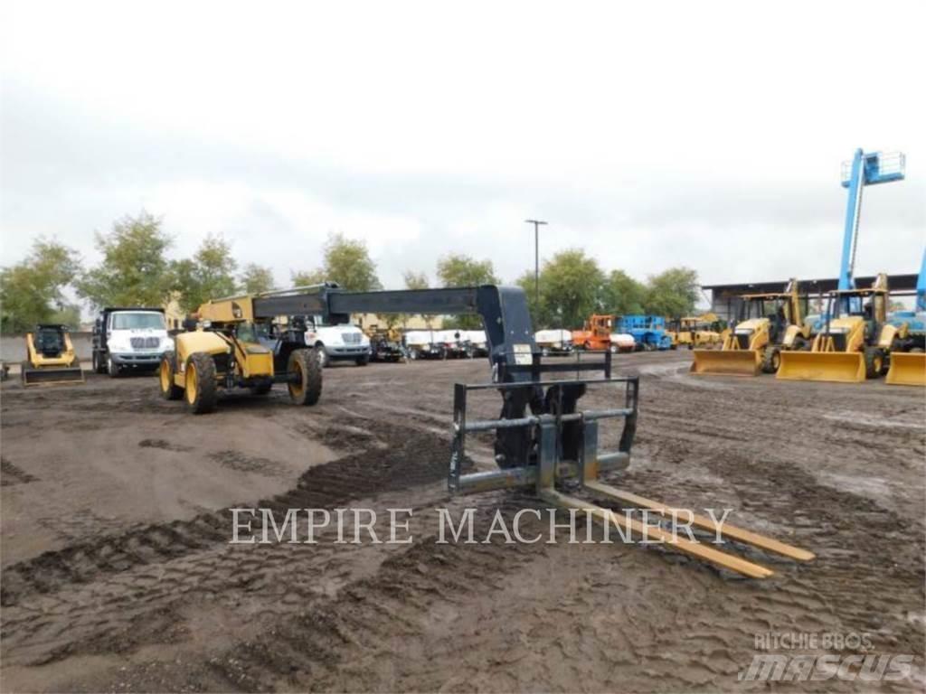 CAT TL642D Teleskooplaadurid