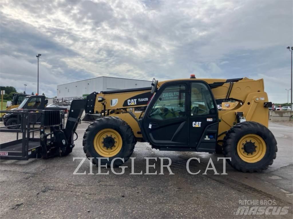 CAT TL642D Teleskooplaadurid