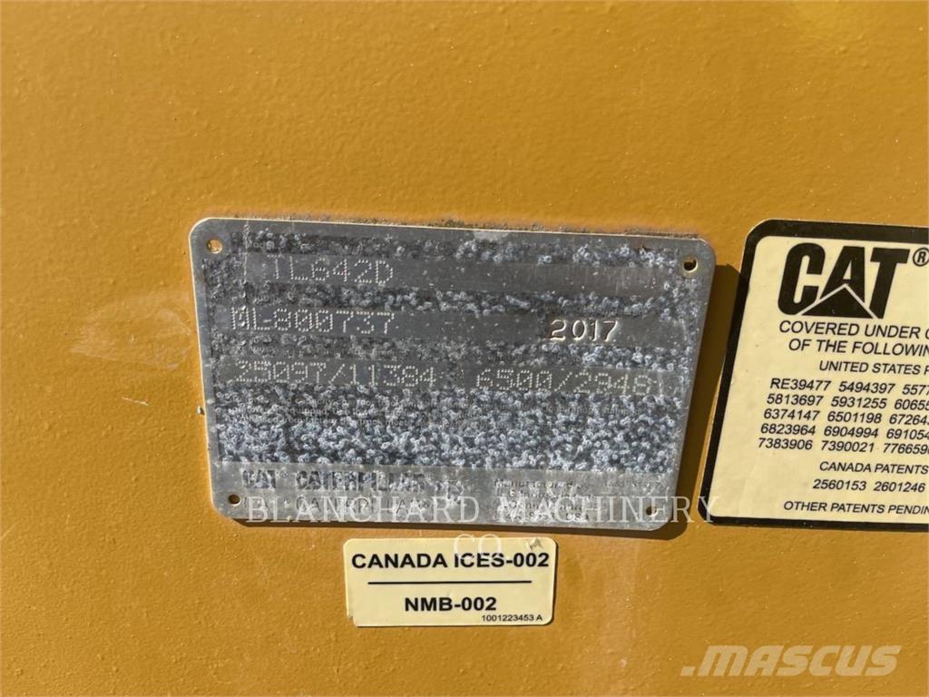 CAT TL642D Teleskooplaadurid