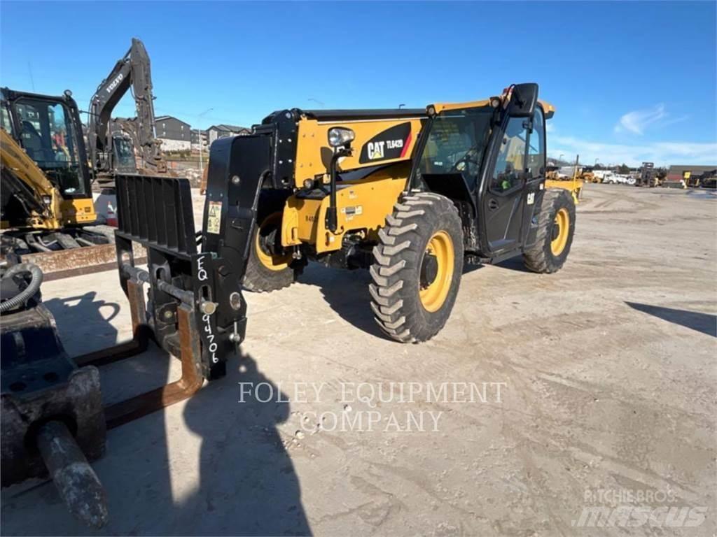 CAT TL642DC Teleskooplaadurid