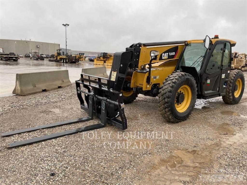 CAT TL642DC Teleskooplaadurid