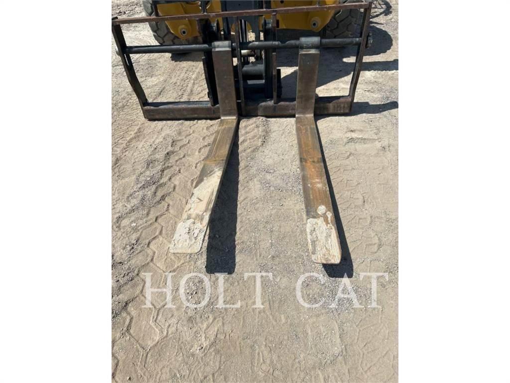 CAT TL943 Teleskooplaadurid