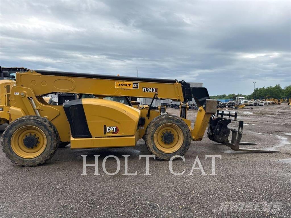 CAT TL943 Teleskooplaadurid
