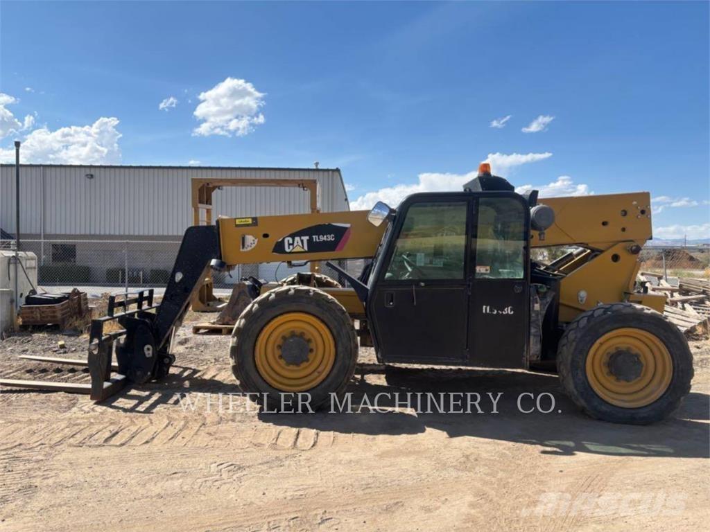 CAT TL943C CAB Teleskooplaadurid