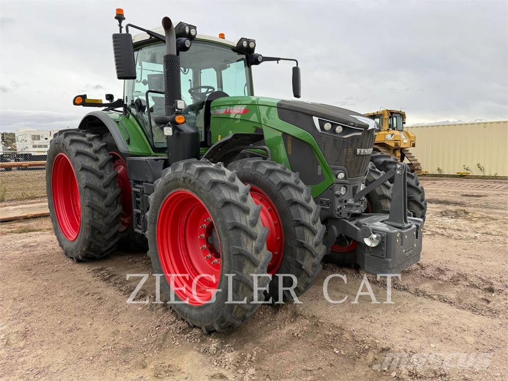 Fendt 933 VARIO Traktorid