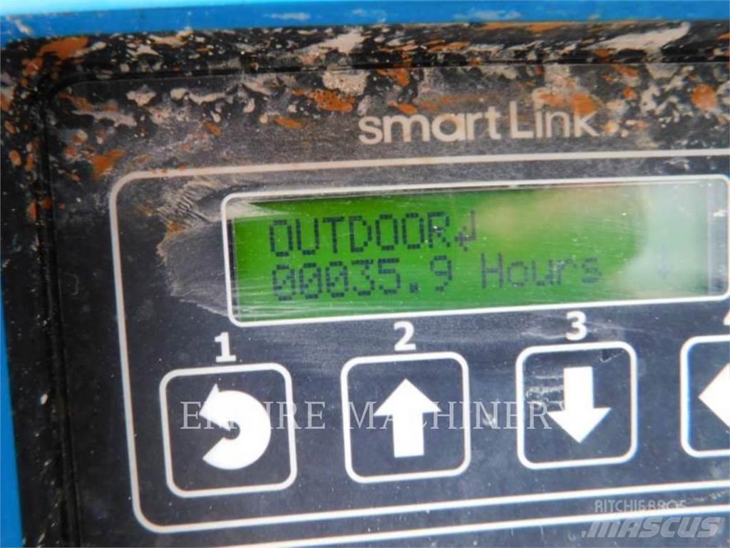 Genie GS1330 Iseliikuvad poomtõstukid