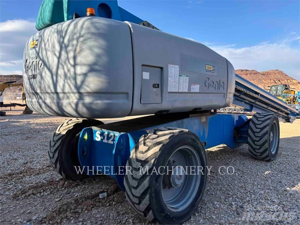 Genie GTH-844 Teleskooplaadurid
