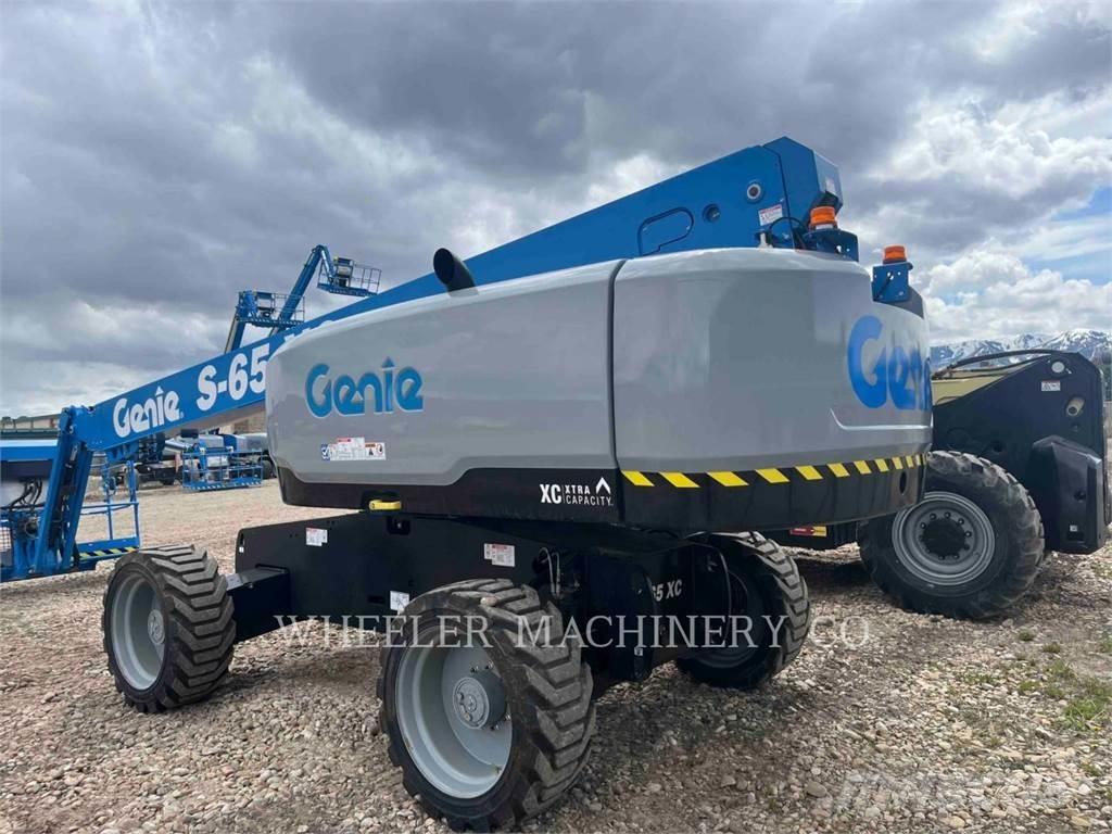 Genie S65XC Iseliikuvad poomtõstukid