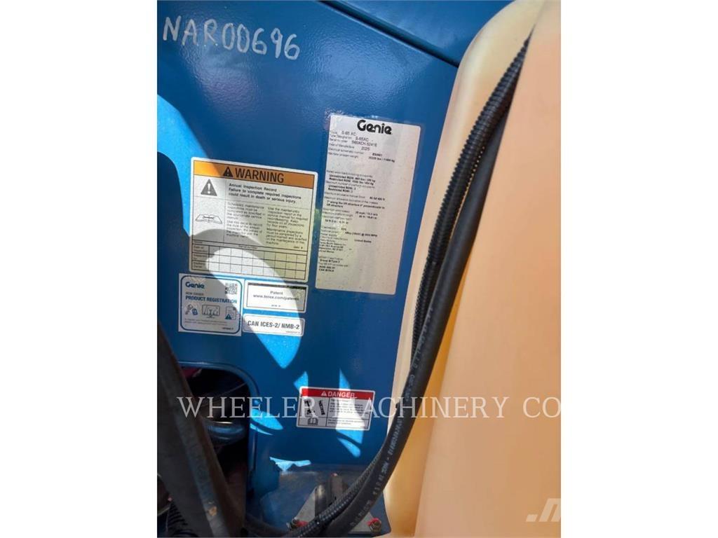 Genie S65XC SP Iseliikuvad poomtõstukid