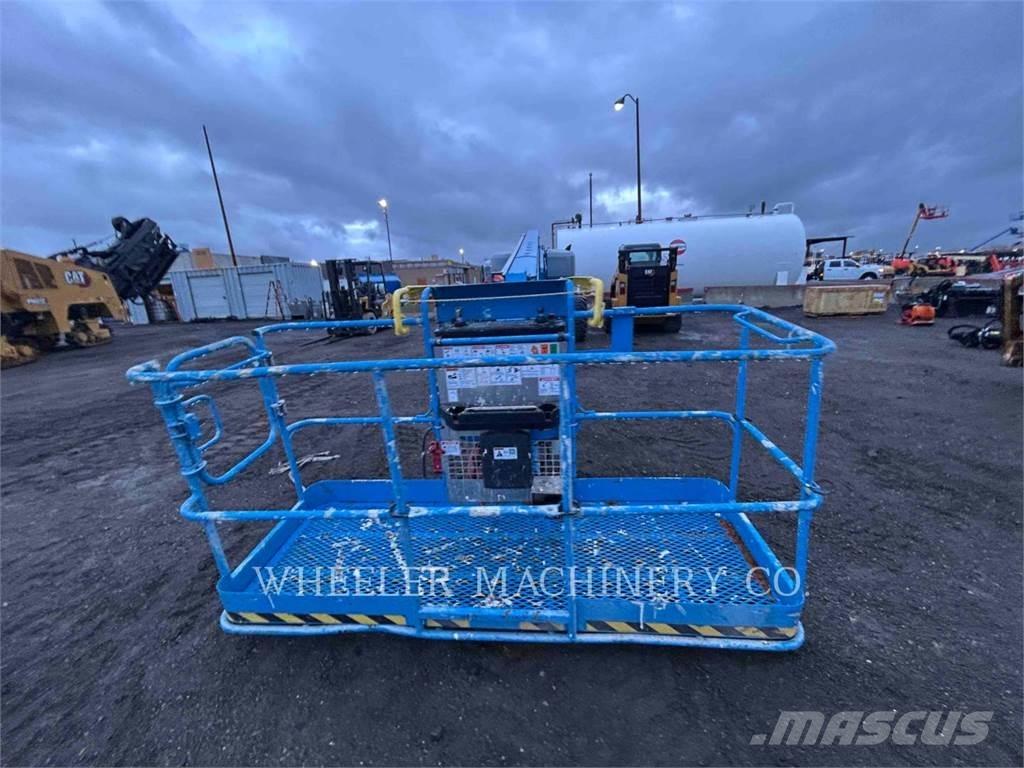 Genie S85XC Iseliikuvad poomtõstukid