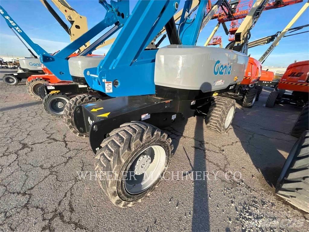 Genie S85XC SP Iseliikuvad poomtõstukid