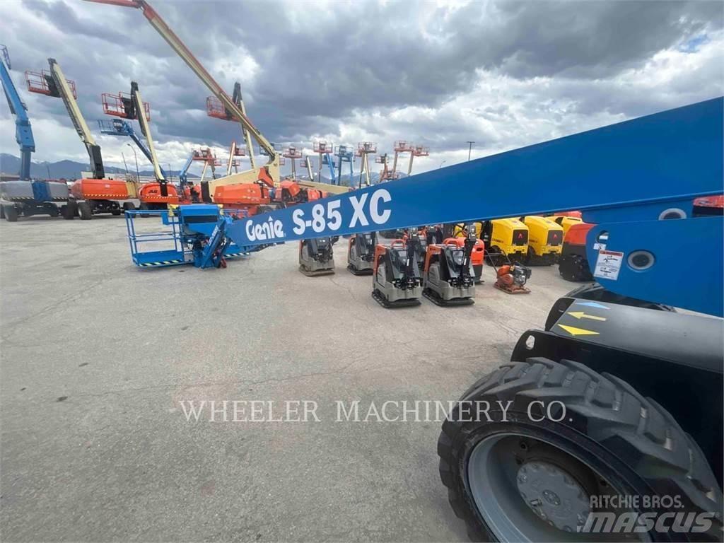 Genie S85XC SP Iseliikuvad poomtõstukid