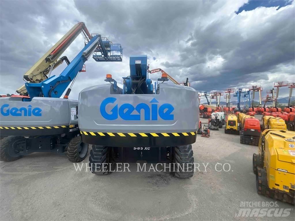 Genie S85XC SP Iseliikuvad poomtõstukid