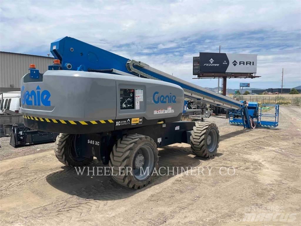 Genie S85XC SP Iseliikuvad poomtõstukid