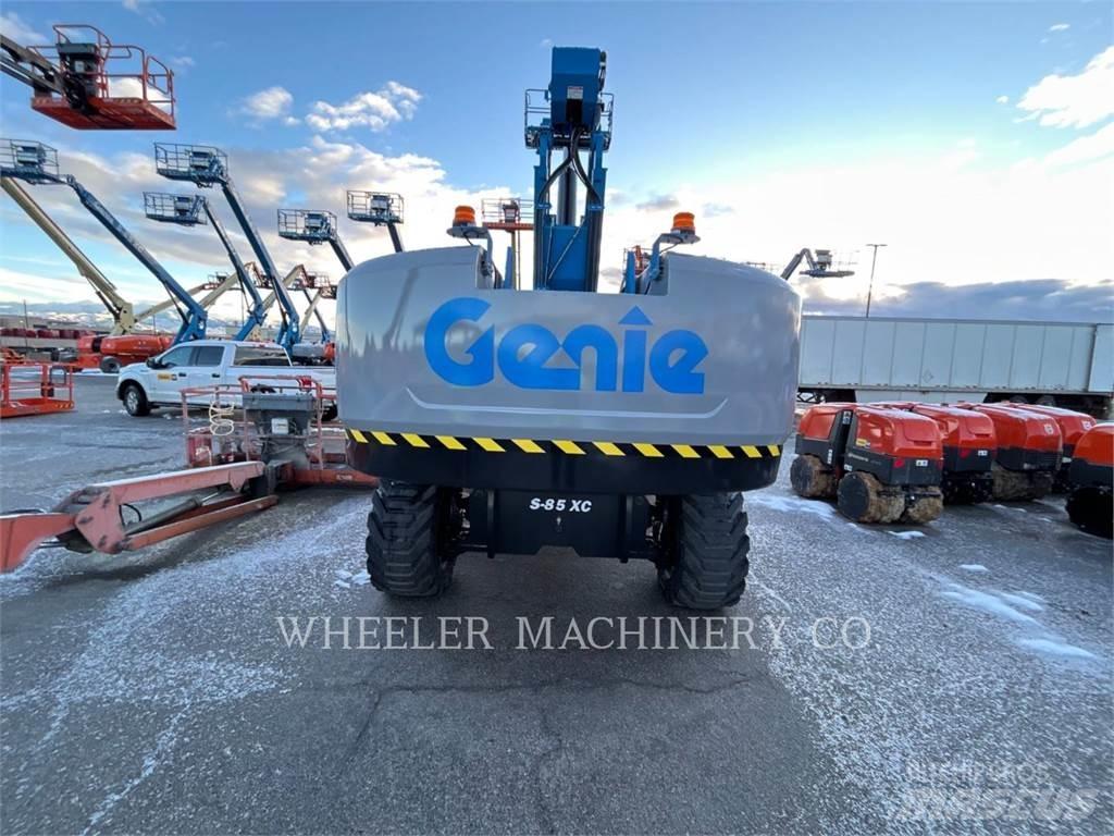 Genie S85XC SP Iseliikuvad poomtõstukid