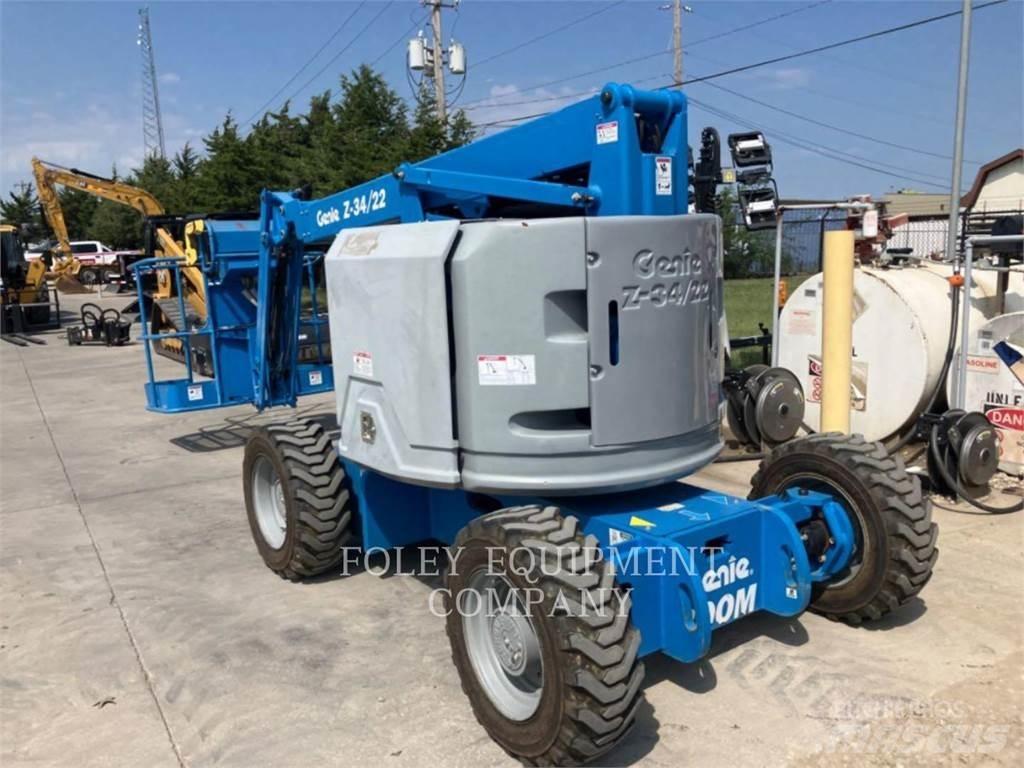 Genie Z34/22G4 Iseliikuvad poomtõstukid