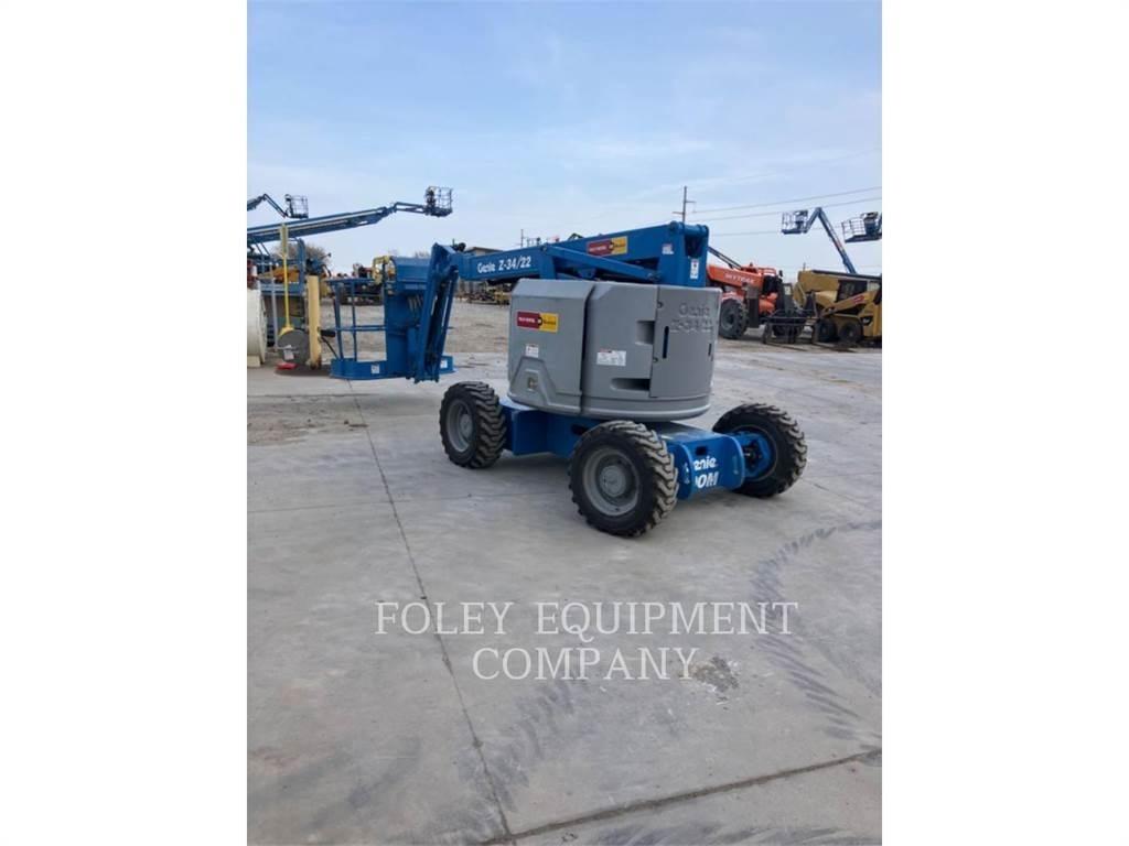 Genie Z34/22G4 Iseliikuvad poomtõstukid