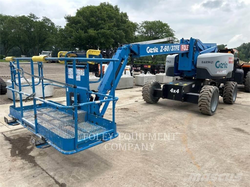 Genie Z60/37FE Iseliikuvad poomtõstukid
