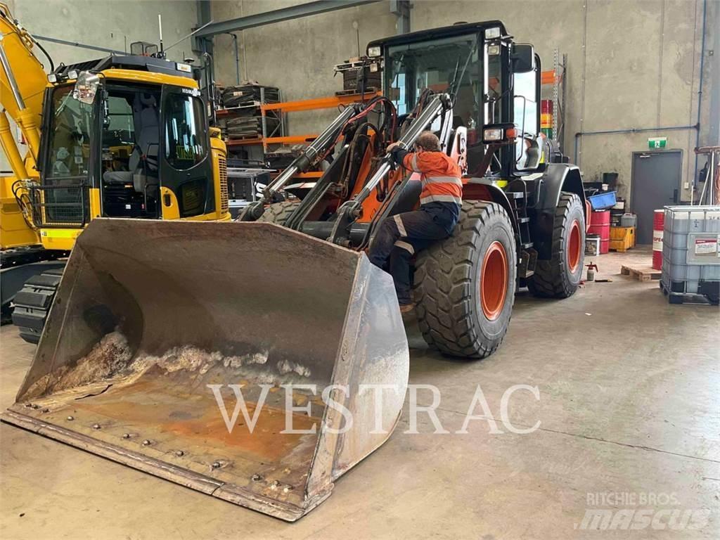 Hitachi ZW180-5B Rataslaadurid