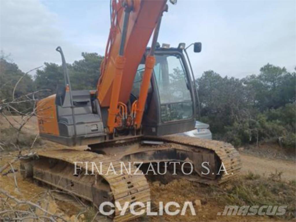 Hitachi ZX210 Roomikekskavaatorid