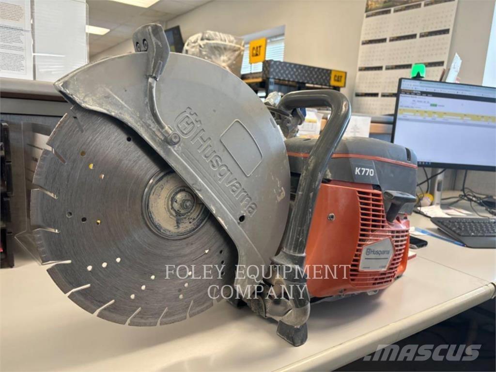 Husqvarna K770 Betoonivalmistamistarvikud