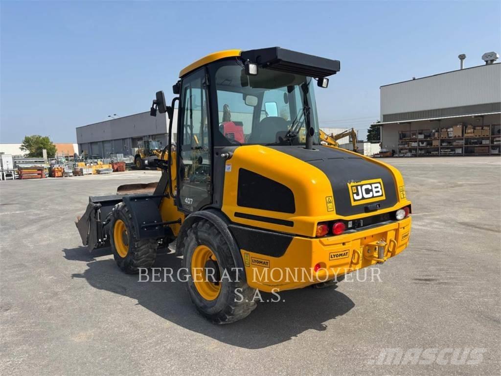 JCB 407 Rataslaadurid