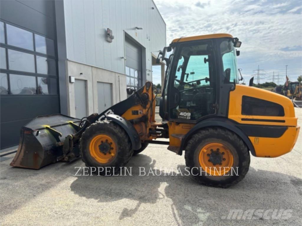 JCB 409 Rataslaadurid