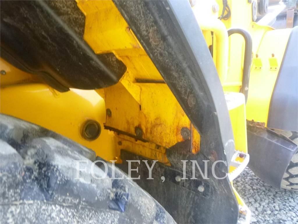 JCB 427 HT T4F Rataslaadurid