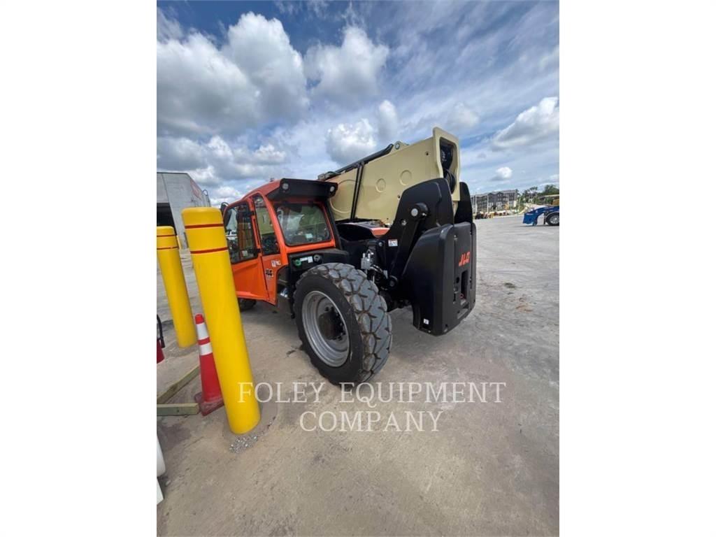 JLG 1255C Teleskooplaadurid