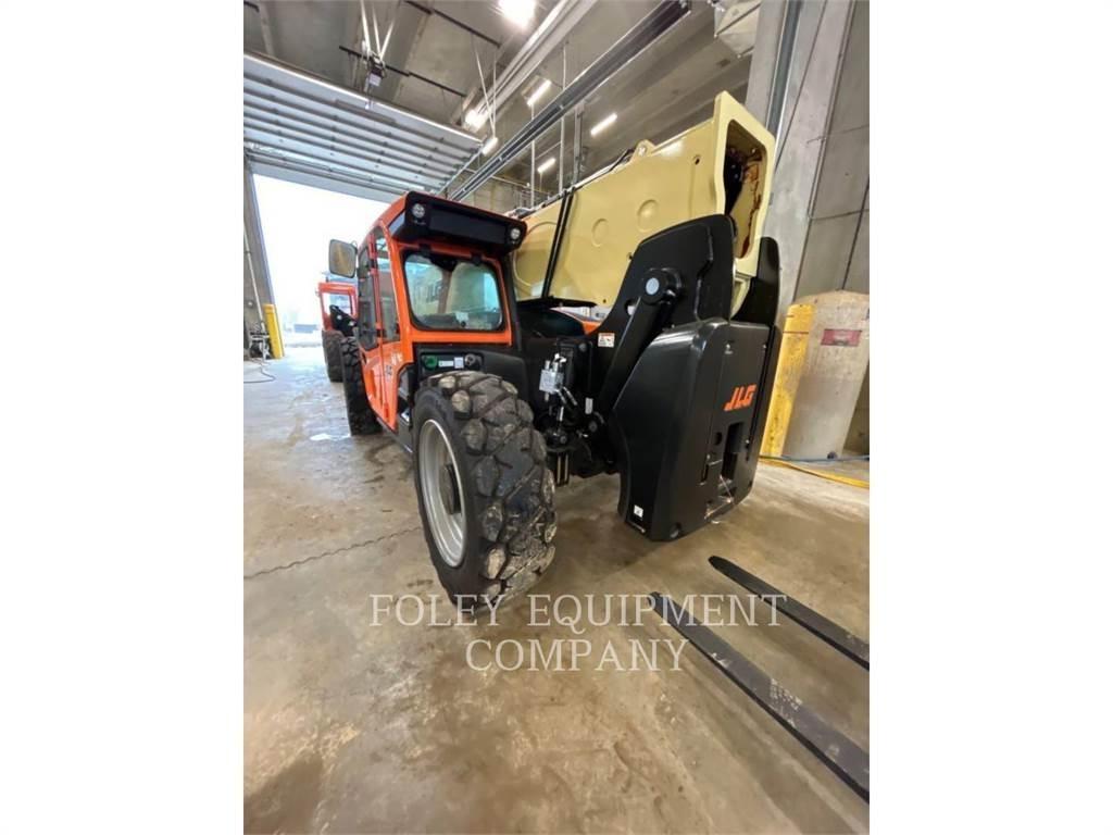 JLG 1255C Teleskooplaadurid