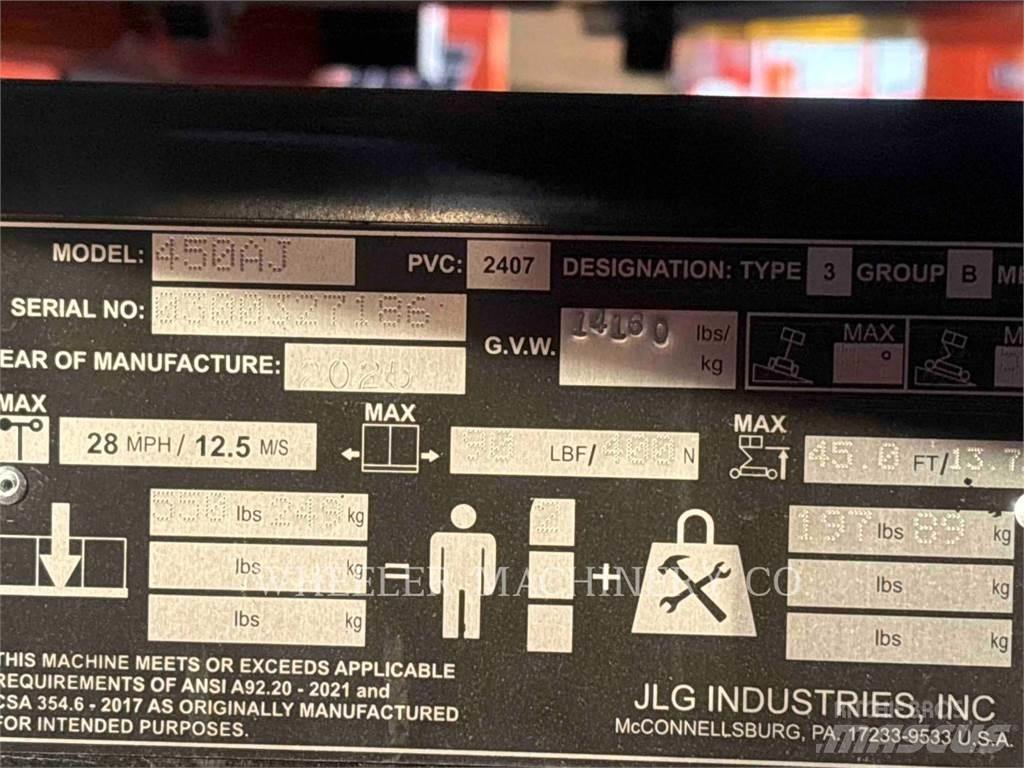 JLG 450AJ Iseliikuvad poomtõstukid