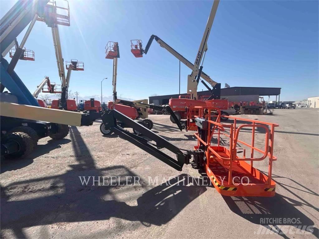 JLG 460SJ Iseliikuvad poomtõstukid
