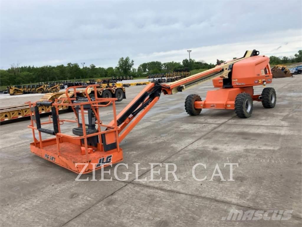 JLG 460SJ Iseliikuvad poomtõstukid