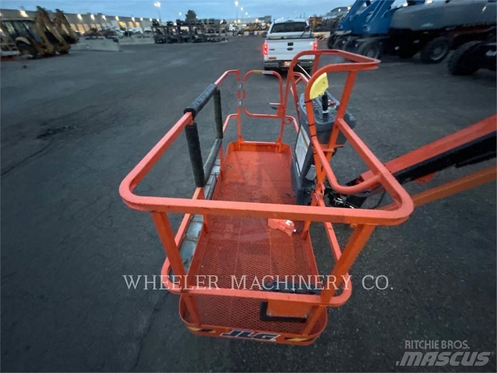 JLG 460SJ SP Iseliikuvad poomtõstukid