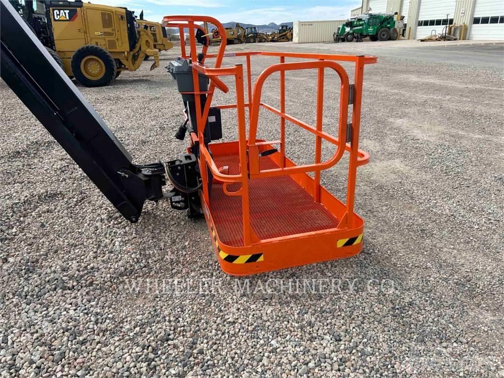 JLG 460SJ SP Iseliikuvad poomtõstukid