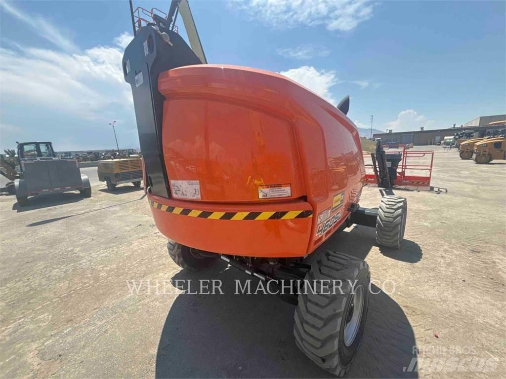 JLG 460SJ SP Iseliikuvad poomtõstukid