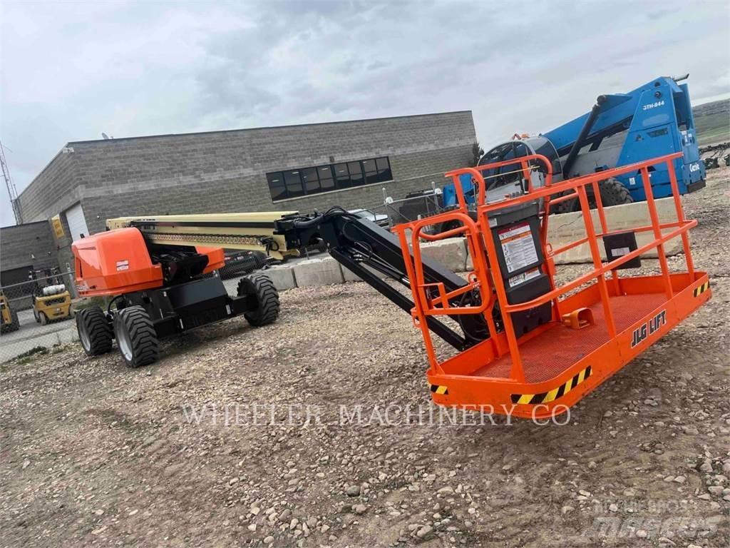 JLG 660SJ Iseliikuvad poomtõstukid