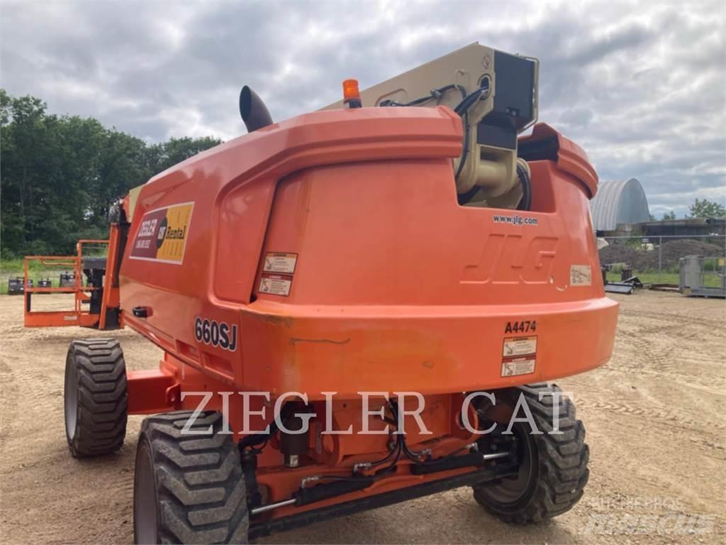 JLG 660SJ Iseliikuvad poomtõstukid